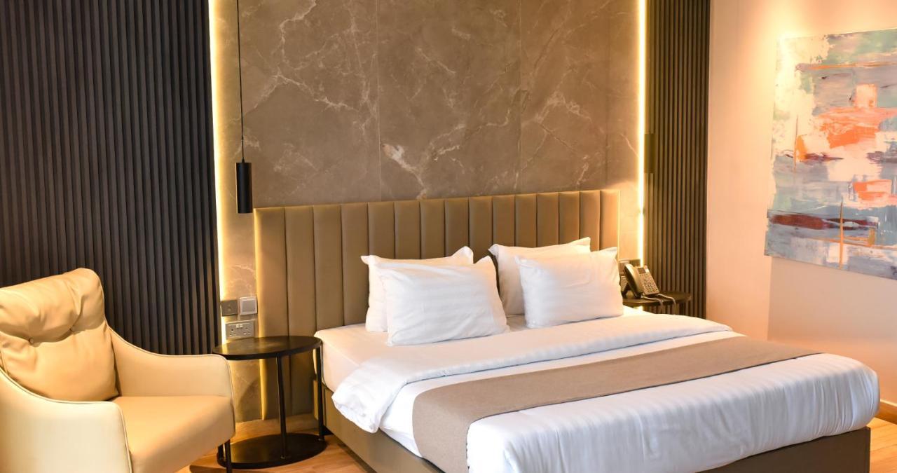 Vertigo 5* Lagos