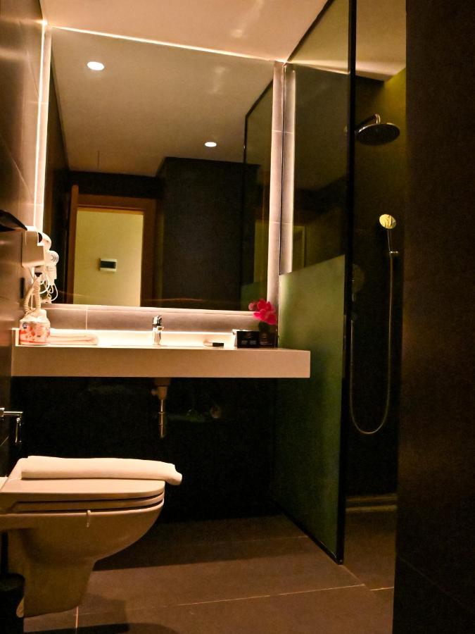 Vertigo 5* Lagos